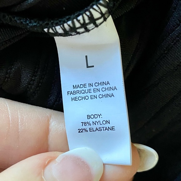 High Waist Scrunch Butt Leggings - LARGE - Picture 8 of 13